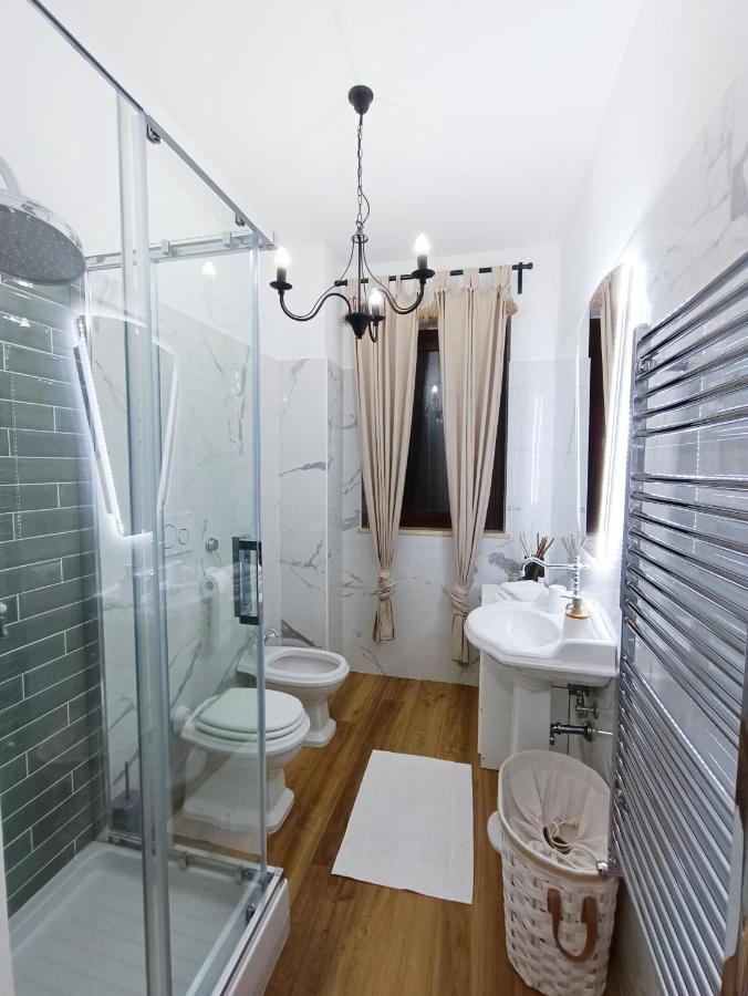 Ai Castelli Apartment - Locazione Turistica Cin It58060C2Fhnreg9A Colonna Екстериор снимка
