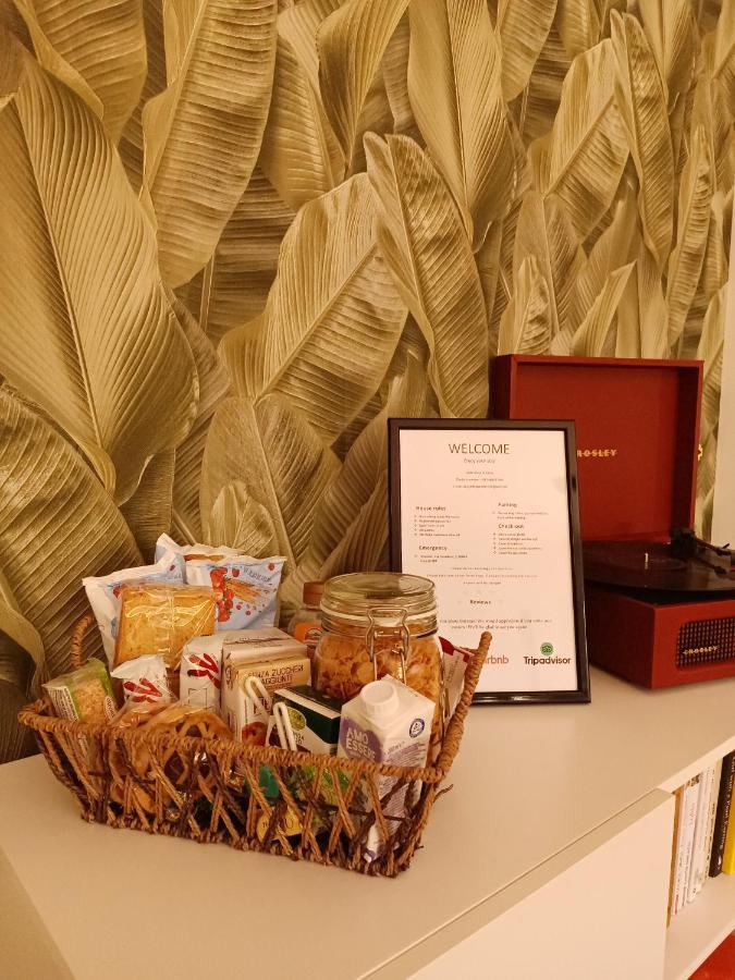 Ai Castelli Apartment - Locazione Turistica Cin It58060C2Fhnreg9A Colonna Екстериор снимка